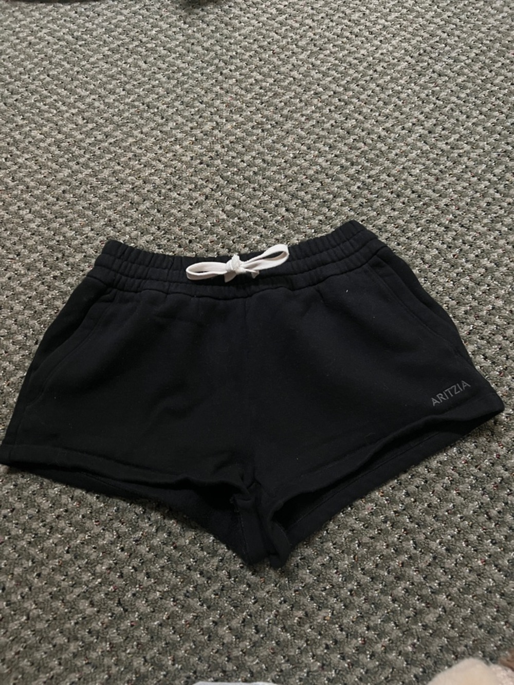Aritzia Black sweatshorts